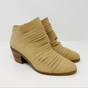 Lucky Brand Zavrina Bootie Stacked Block Heel